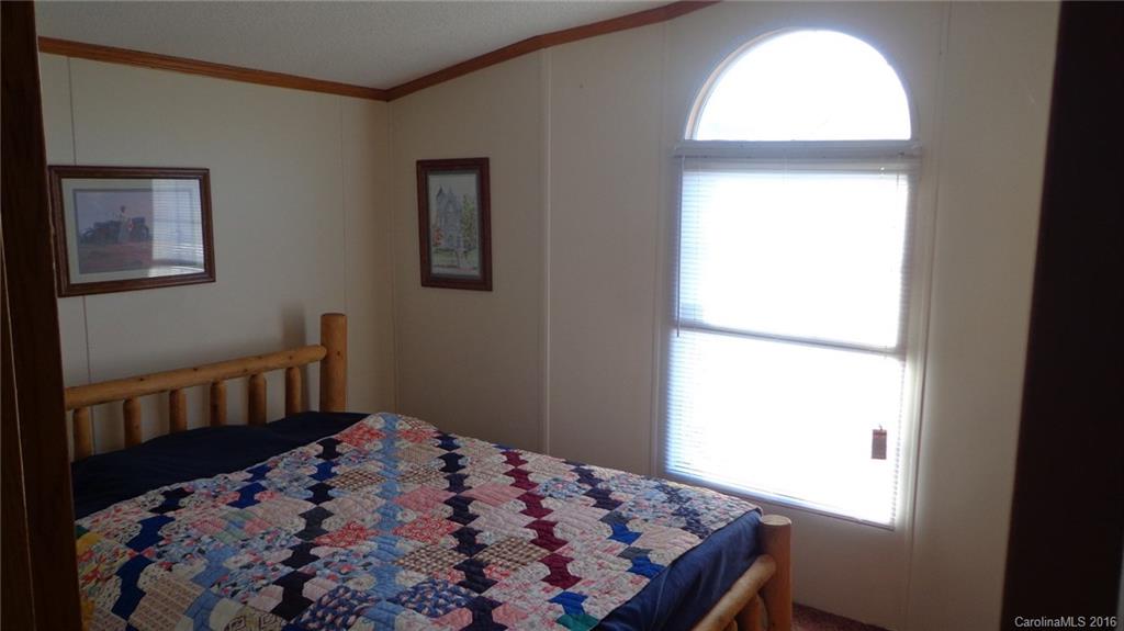 23 Ridge Road, Unit 17 Candler, NC 28715 - Photo 13 of 18 Gallery Image 13