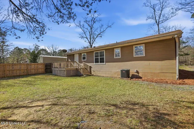 $1,600 | 936 Jenkins Street, Unit B, Pearl, MS 39208