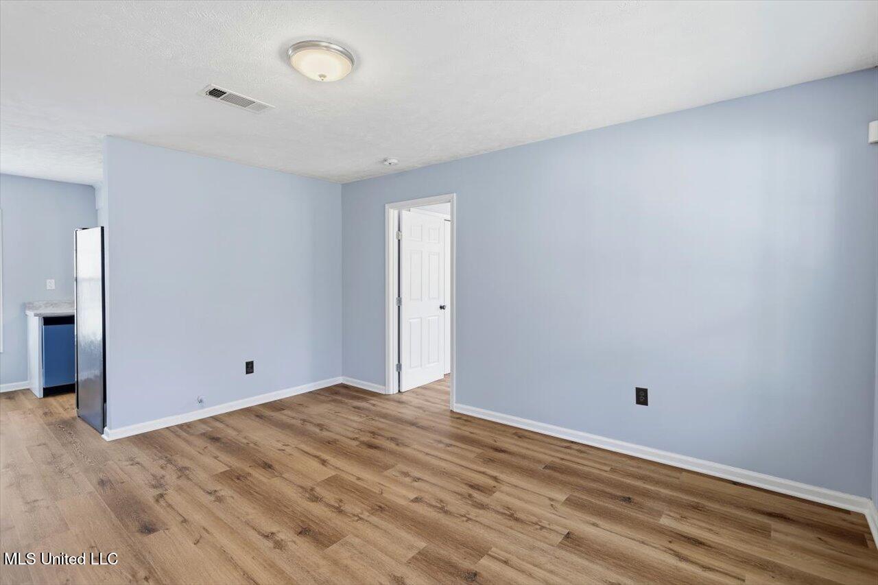 936 Jenkins Street, Unit B Pearl, MS 39208 - Photo 5 of 26 05-936 Jenkins St b _ Home Tours MS