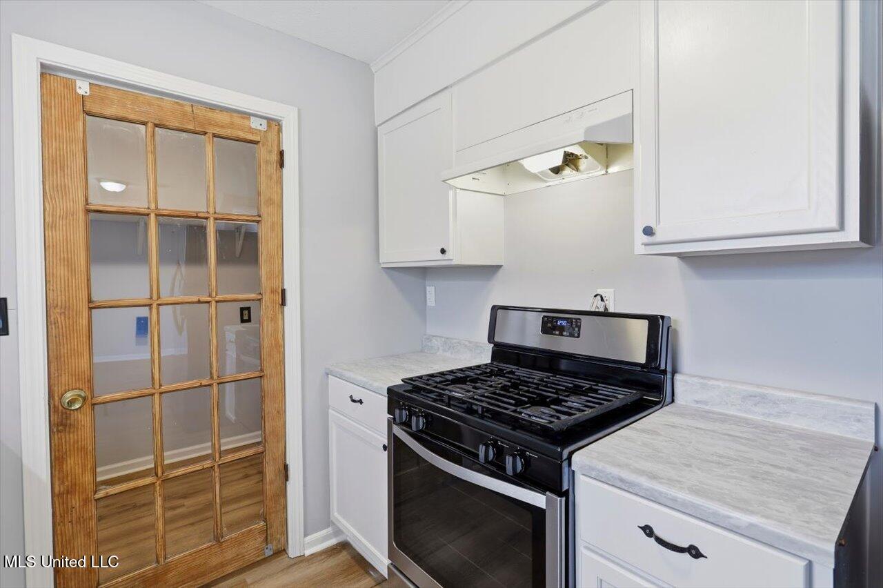 936 Jenkins Street, Unit B Pearl, MS 39208 - Photo 9 of 26 09-936 Jenkins St b _ Home Tours MS