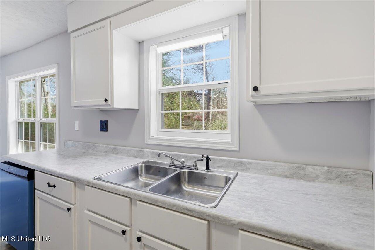 936 Jenkins Street, Unit B Pearl, MS 39208 - Photo 10 of 26 10-936 Jenkins St b _ Home Tours MS