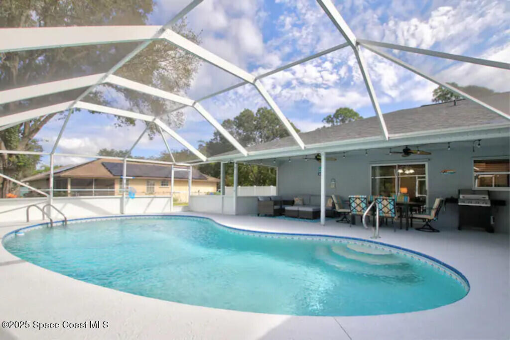 1525 Esterbrook Lane Sebastian, FL 32958 - Photo 11 of 36 11