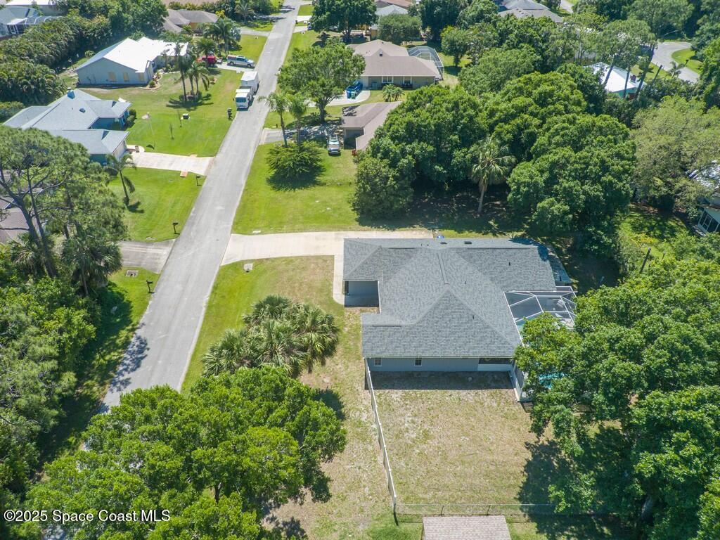 1525 Esterbrook Lane Sebastian, FL 32958 - Photo 5 of 36 5