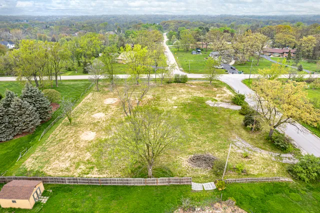 a view of yard with ocean view