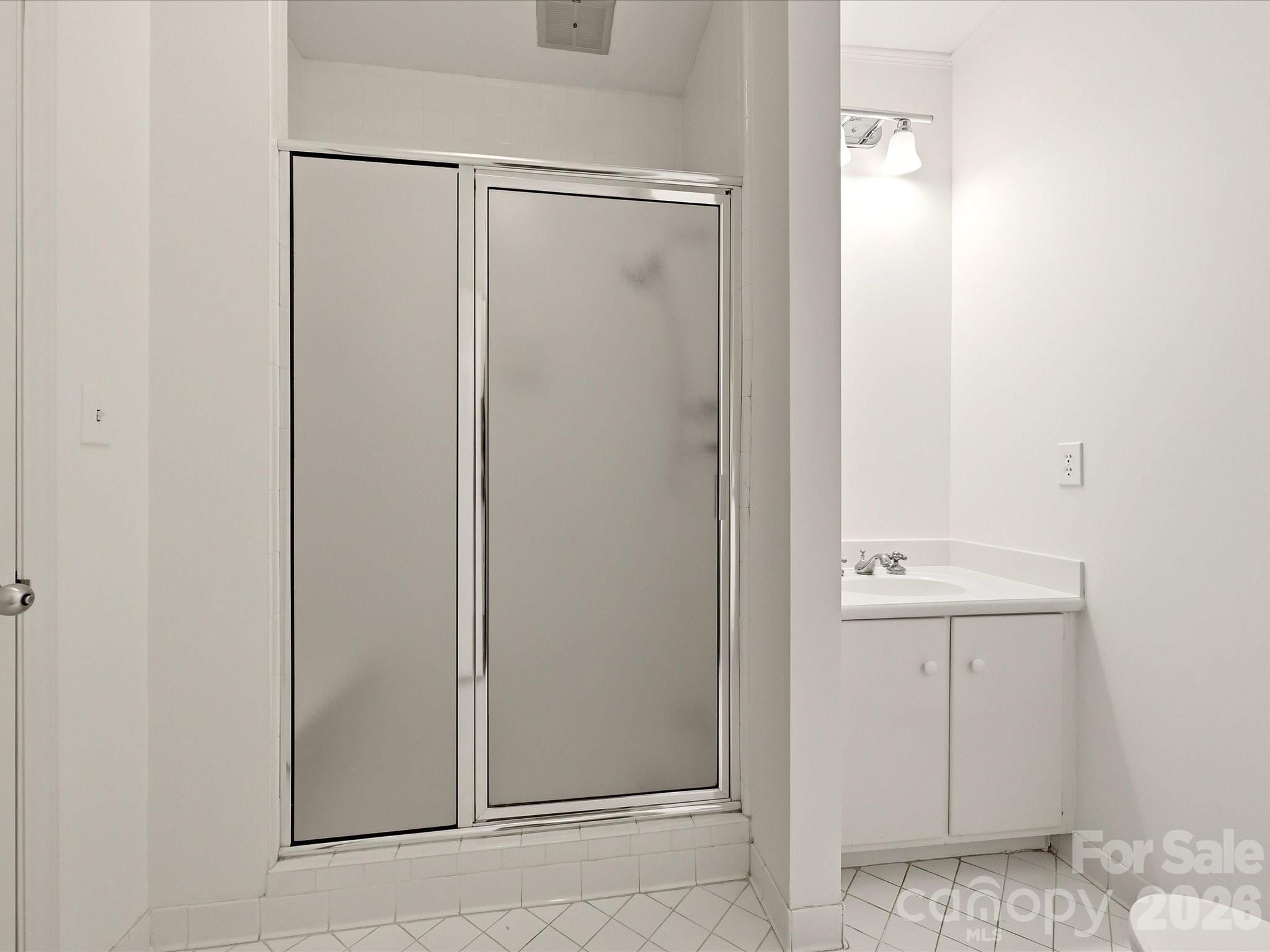 806 Cherokee Road Charlotte, NC 28207 - Photo 36 of 48 Gallery Image 36