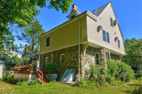 133 Eastbourne Road Newton, MA 02459 - Photo 17 of 21 Gallery Image 17