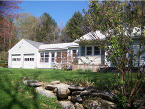 132 Fairground Road Springfield, VT 05156 - Photo 3 of 25