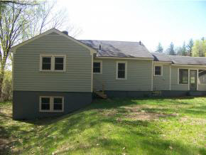 132 Fairground Road Springfield, VT 05156 - Photo 4 of 25