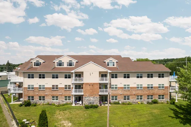$249,000 | 301 North Lake Street, Unit 104, Cadillac, MI 49601