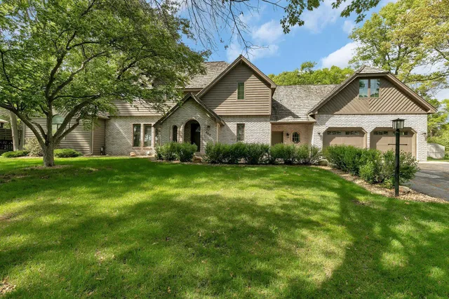 $699,900 | 603 7th Street North, Sartell, MN 56377