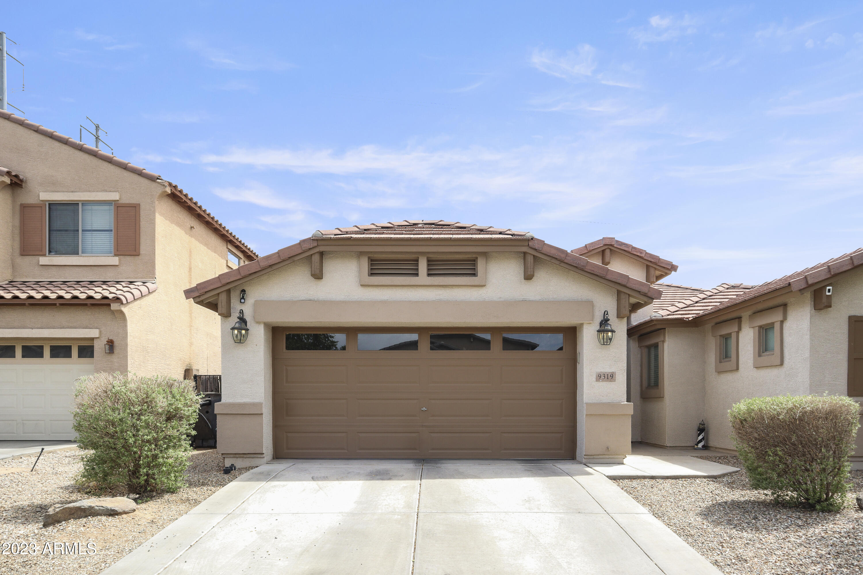 9319 West Heber Road Tolleson, AZ 85353 - Photo 3 of 14 IMG_5827