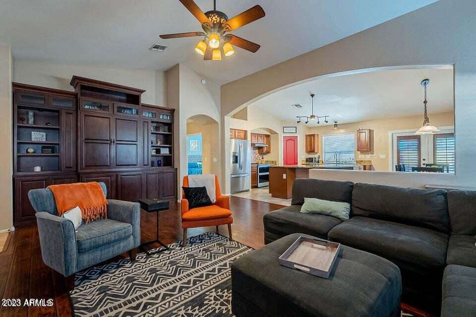 9319 West Heber Road Tolleson, AZ 85353 - Photo 9 of 14 Front room