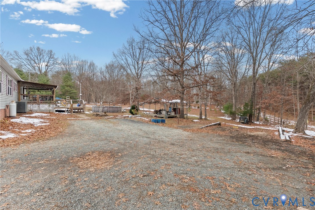 9174 Howardsville Road Howardsville, VA 24562 - Photo 42 of 53