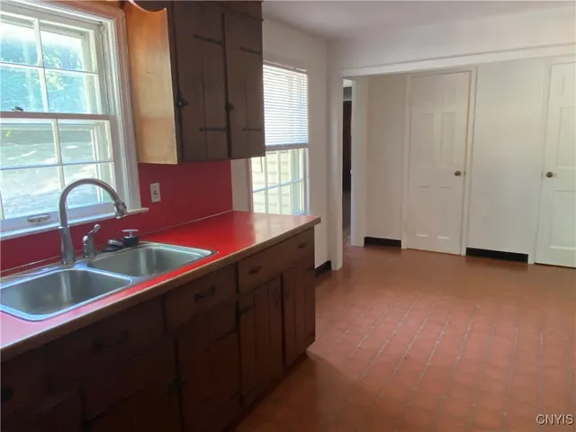 $375,000 | 103 Paris Road, New Hartford, NY 13413