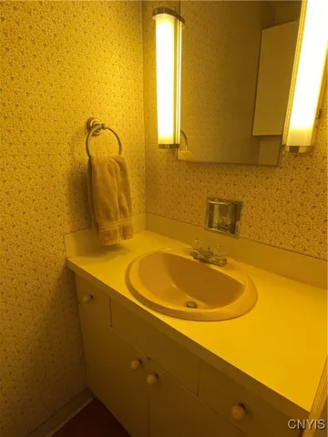 $375,000 | 103 Paris Road, New Hartford, NY 13413