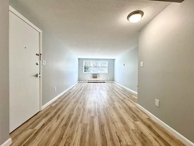 $2,600 | 1 Old Colony Lane, Unit 2, Arlington, MA 02476