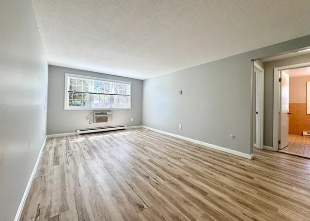 $2,600 | 1 Old Colony Lane, Unit 2, Arlington, MA 02476