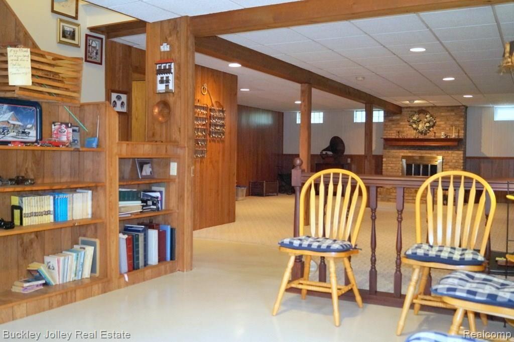 2572 Crooked Lake Road Howell, MI 48843 - Photo 14 of 24