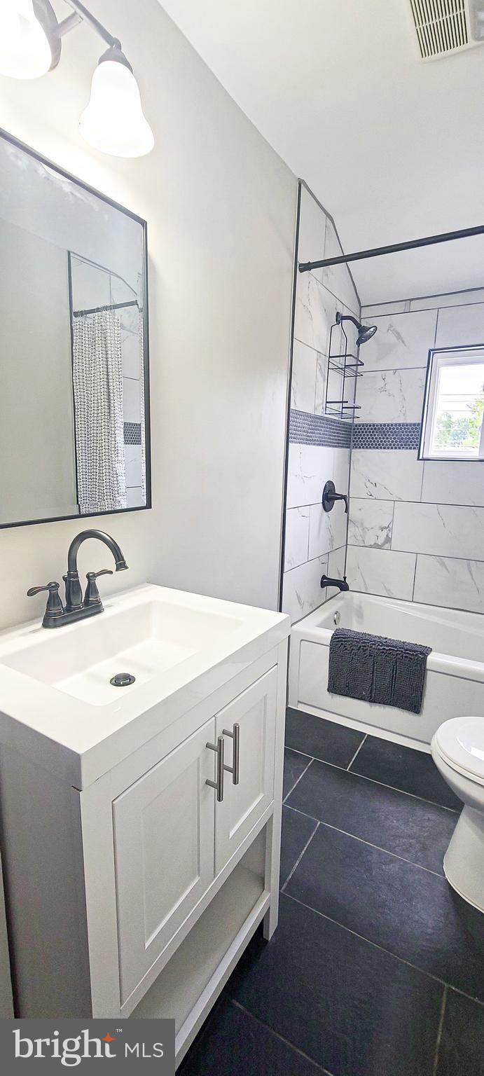 1016 Middlesex Road Baltimore, MD 21221 - Photo 10 of 17