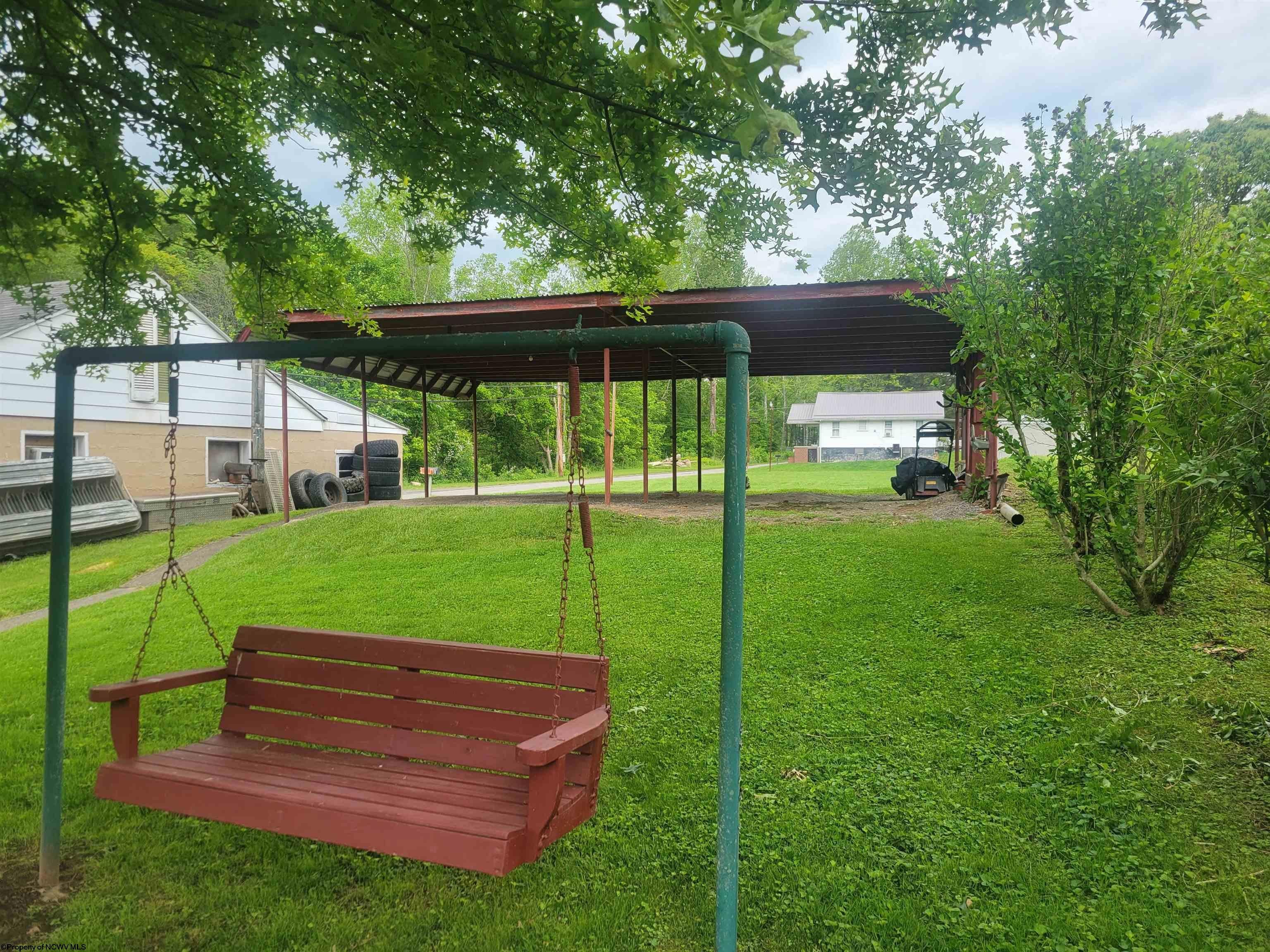 561 Owings Road Shinnston, WV 26431 - Photo 13 of 37 Gallery Image 13