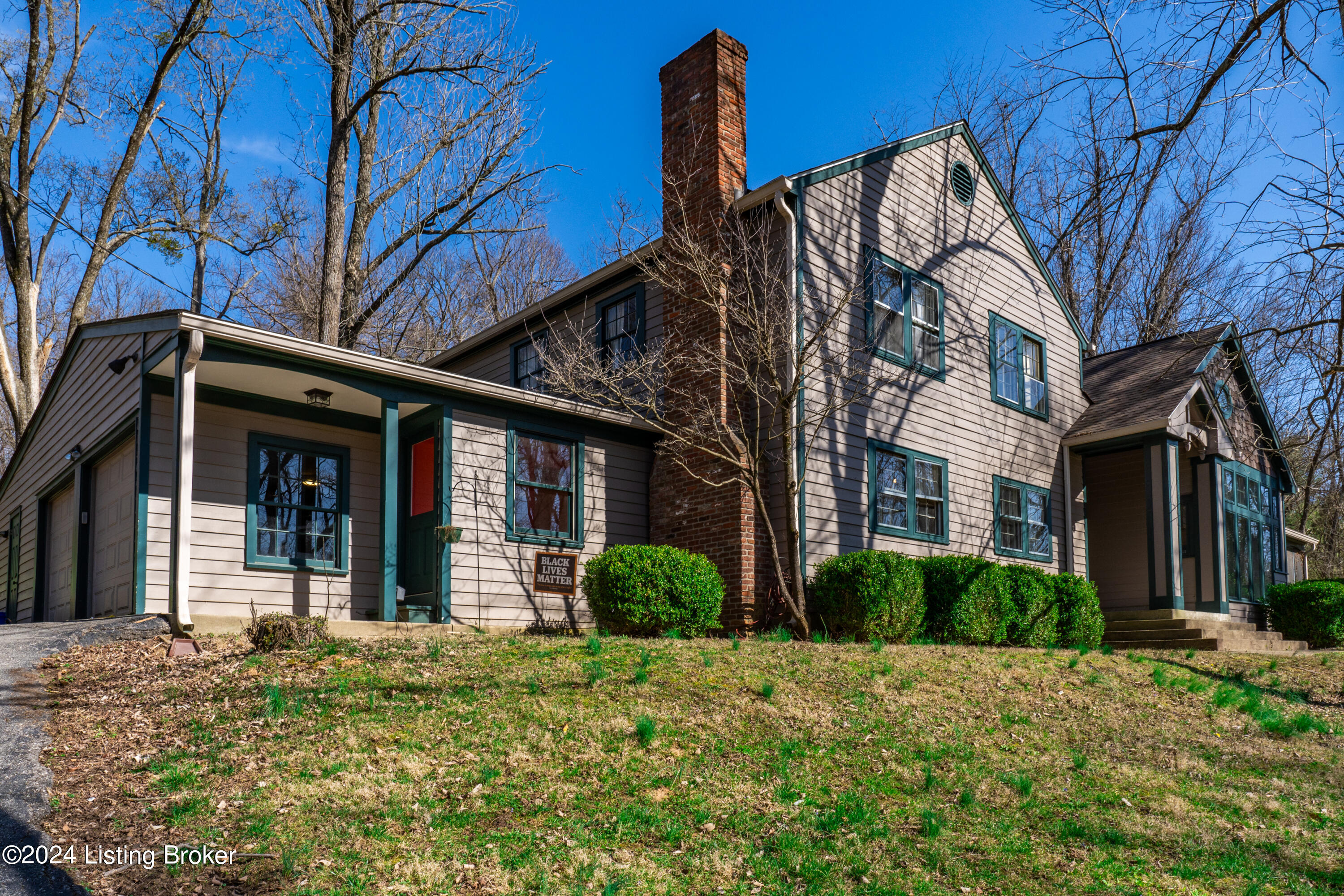 2511 Woodside Road Louisville, KY 40207 - Photo 3 of 82 2511-Woodside-Rd_003