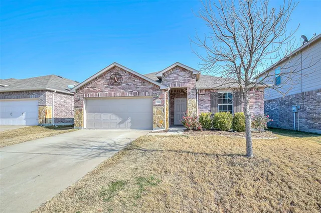 $2,295 | 120 Abelia Drive, Fate, TX 75189