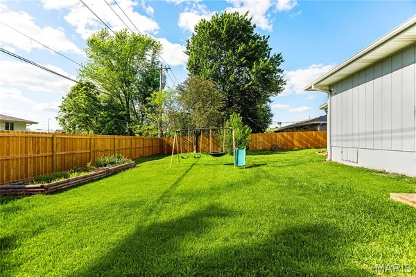 $269,900 | 1923 Donna Circle, Lebanon, MO 65536