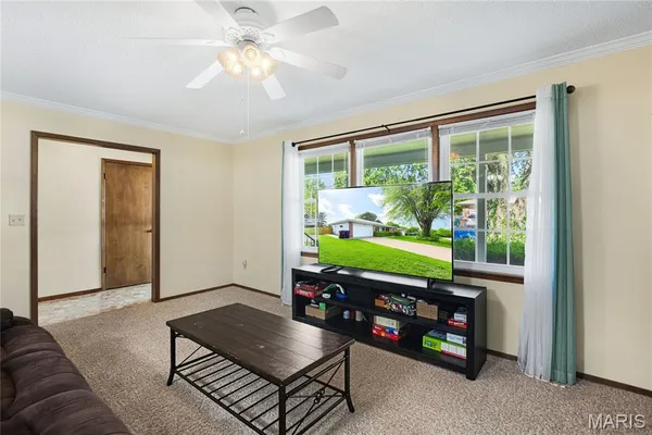 $269,900 | 1923 Donna Circle, Lebanon, MO 65536