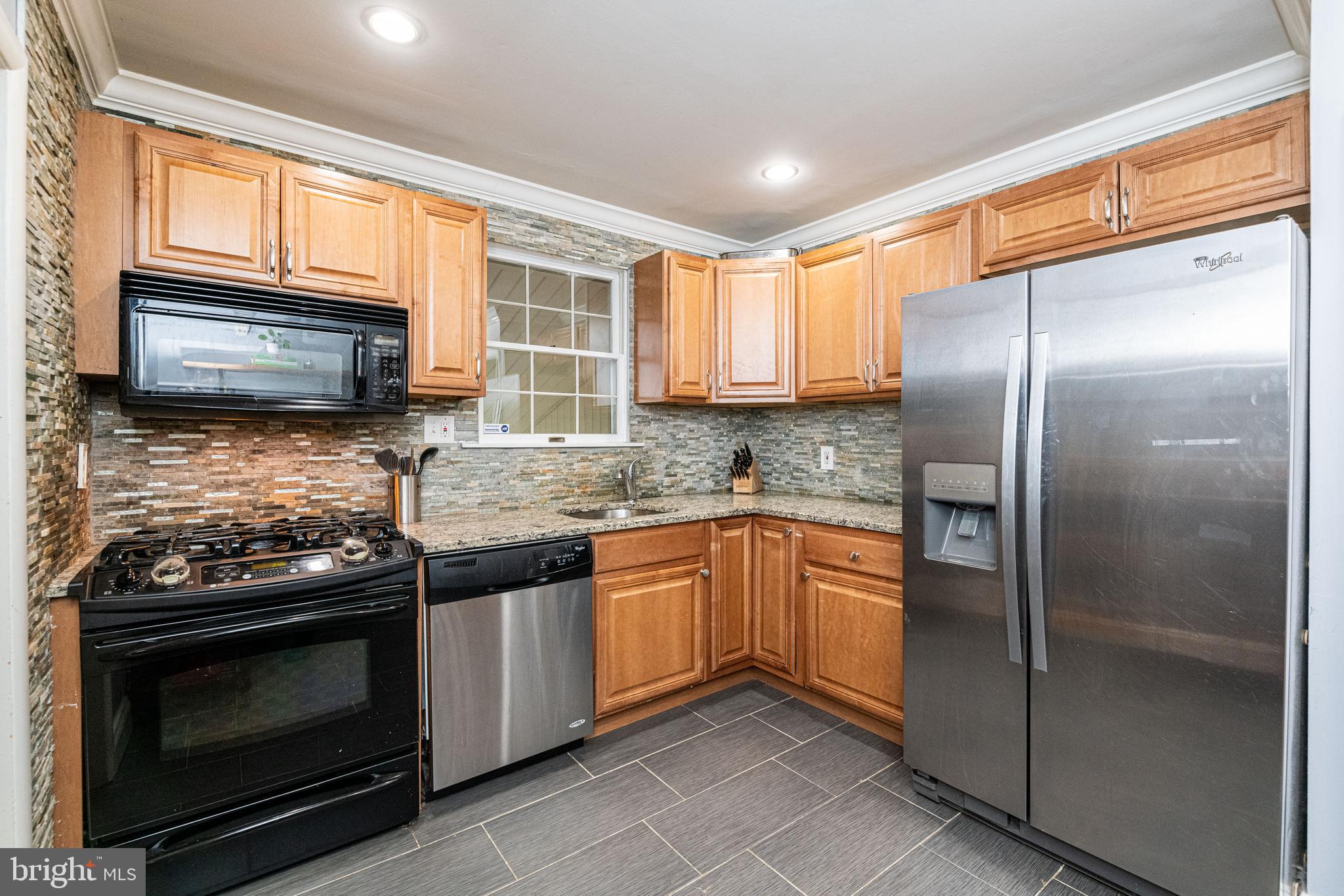 211 Rollingfield Road Catonsville, MD 21228 - Photo 15 of 55 Gallery Image 15