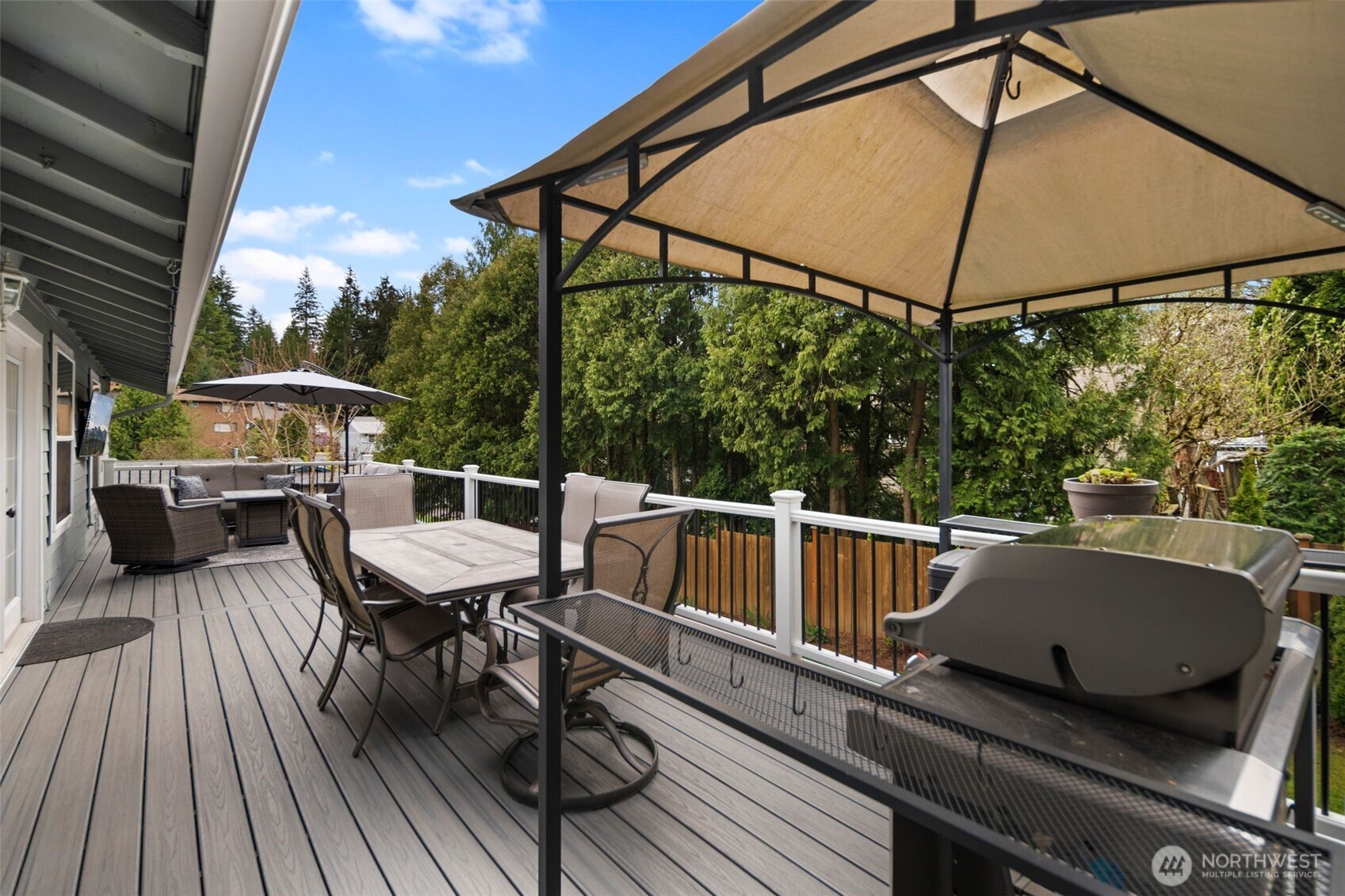 21912 1st Avenue West Bothell, WA 98021 - Photo 33 of 40