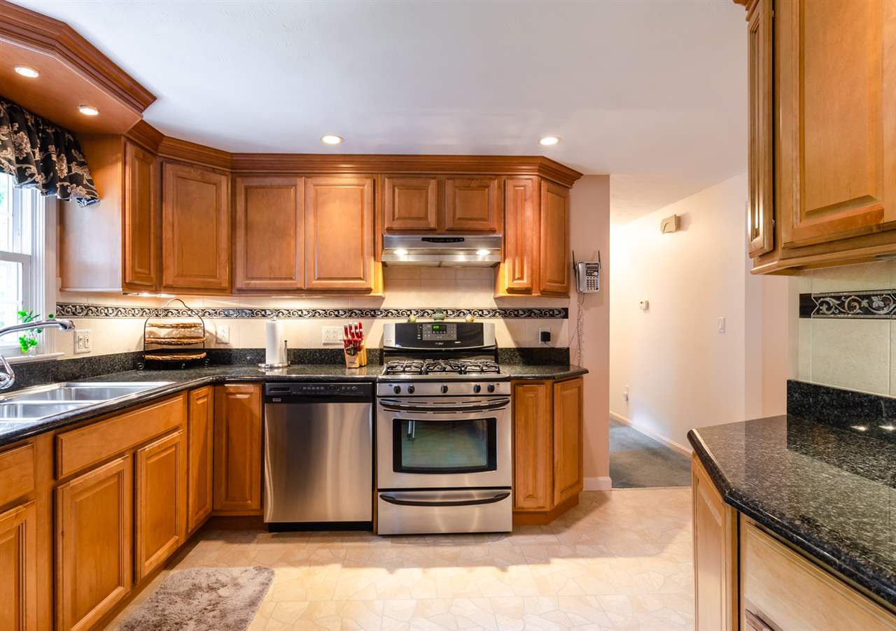 7 Beech Street Merrimack, NH 03054 - Photo 10 of 40 Gallery Image 10