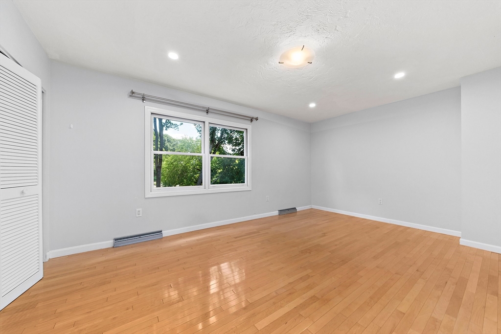 52 River Street, Unit 52 Newton, MA 02465 - Photo 15 of 25