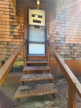 $1,200 | 2216 Lutz Street, Pittsburgh, PA 15210
