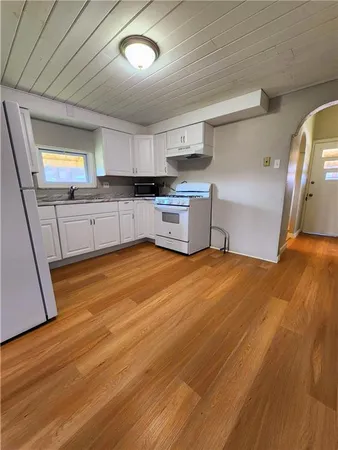 $1,200 | 2216 Lutz Street, Pittsburgh, PA 15210