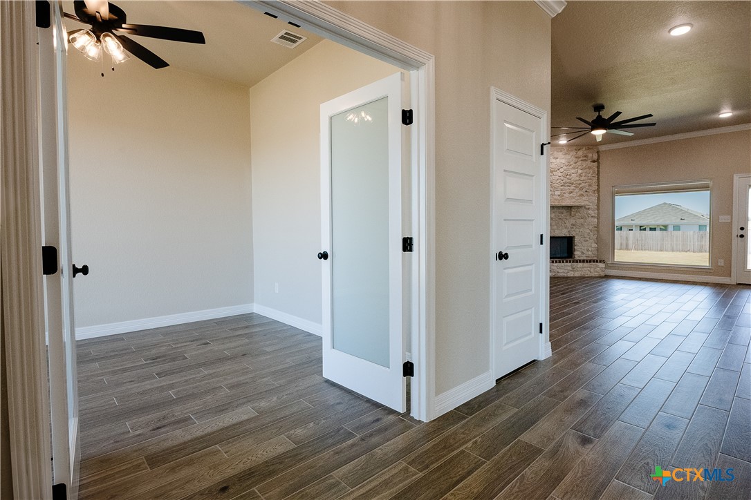 1418 Four Sixes Ranch Road Salado, TX 76571 - Photo 5 of 33