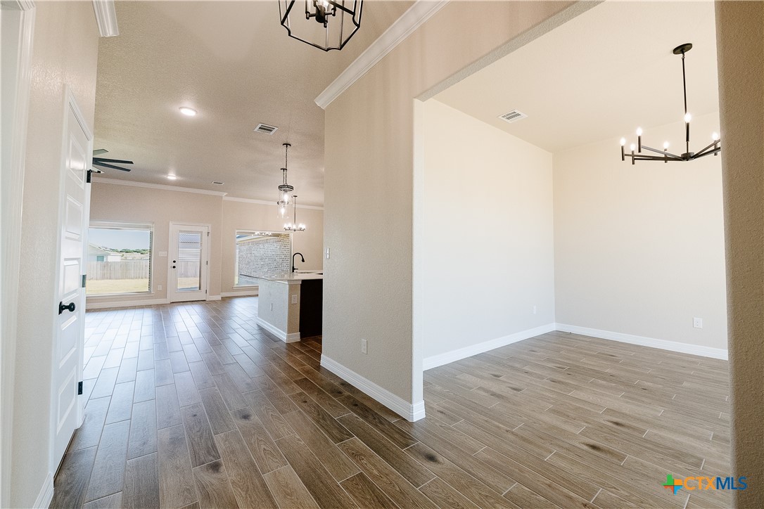 1418 Four Sixes Ranch Road Salado, TX 76571 - Photo 8 of 33