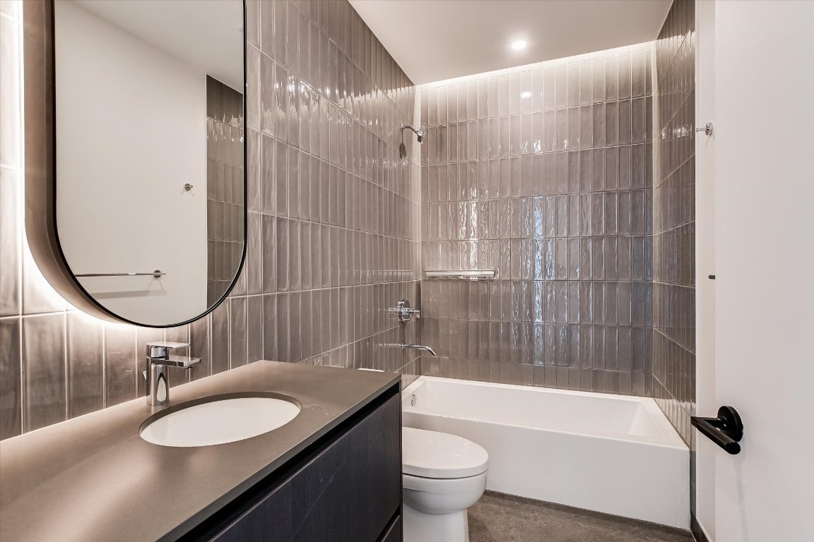 610 Davis Street, Unit 3801 Austin, TX 78701 - Photo 21 of 40