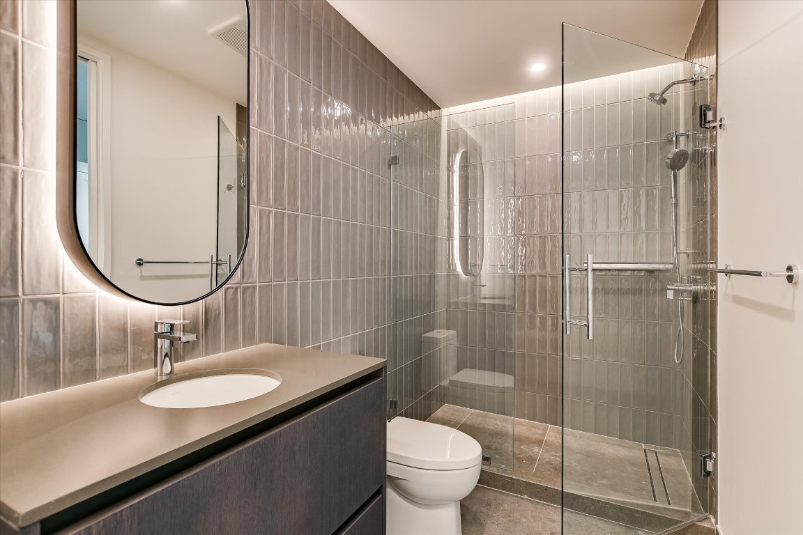 610 Davis Street, Unit 3801 Austin, TX 78701 - Photo 22 of 40