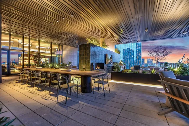 $3,622,700 | 610 Davis Street, Unit 3801, Austin, TX 78701