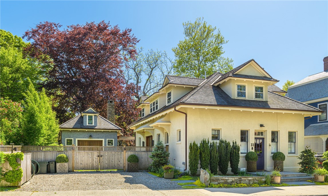 Beautifully renovated Carriage House with new garage