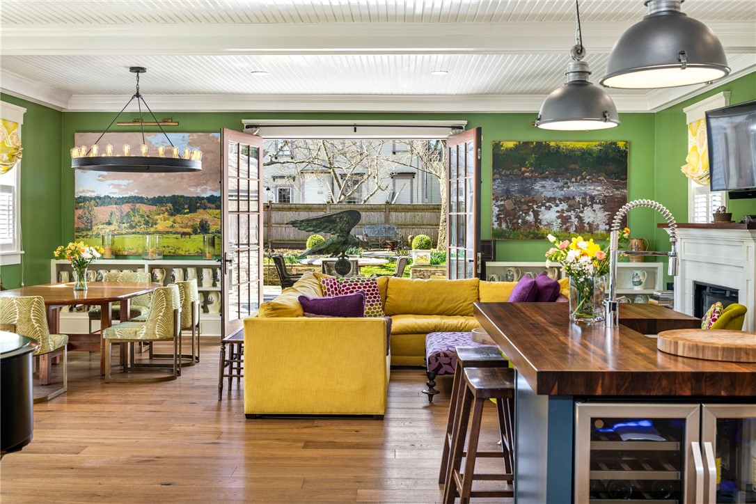 33 Everett Street Newport, RI 02840 - Photo 7 of 44 French doors open to sensational outdoor patio with fireplace