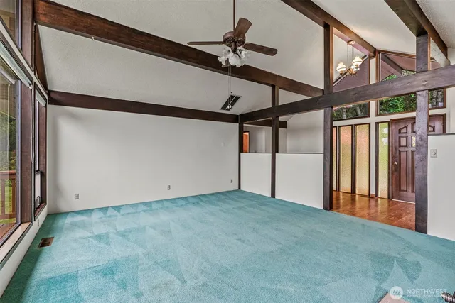 $495,000 | 1086 Highway 4, Cathlamet, WA 98612