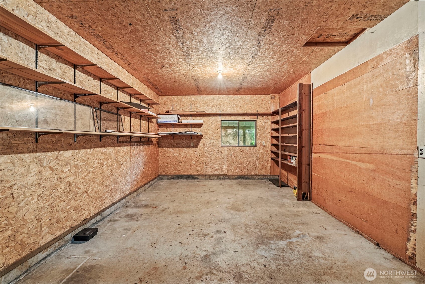 1086 Highway 4 Cathlamet, WA 98612 - Photo 31 of 40
