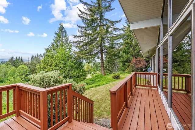 $495,000 | 1086 Highway 4, Cathlamet, WA 98612