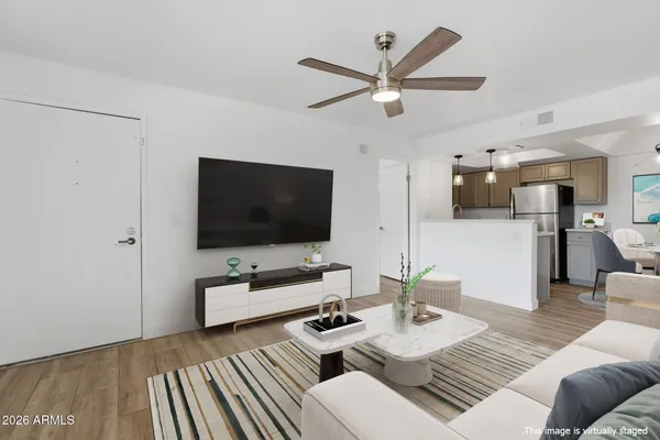 $240,000 | 1720 East Thunderbird Road, Unit 2020, Phoenix, AZ 85022