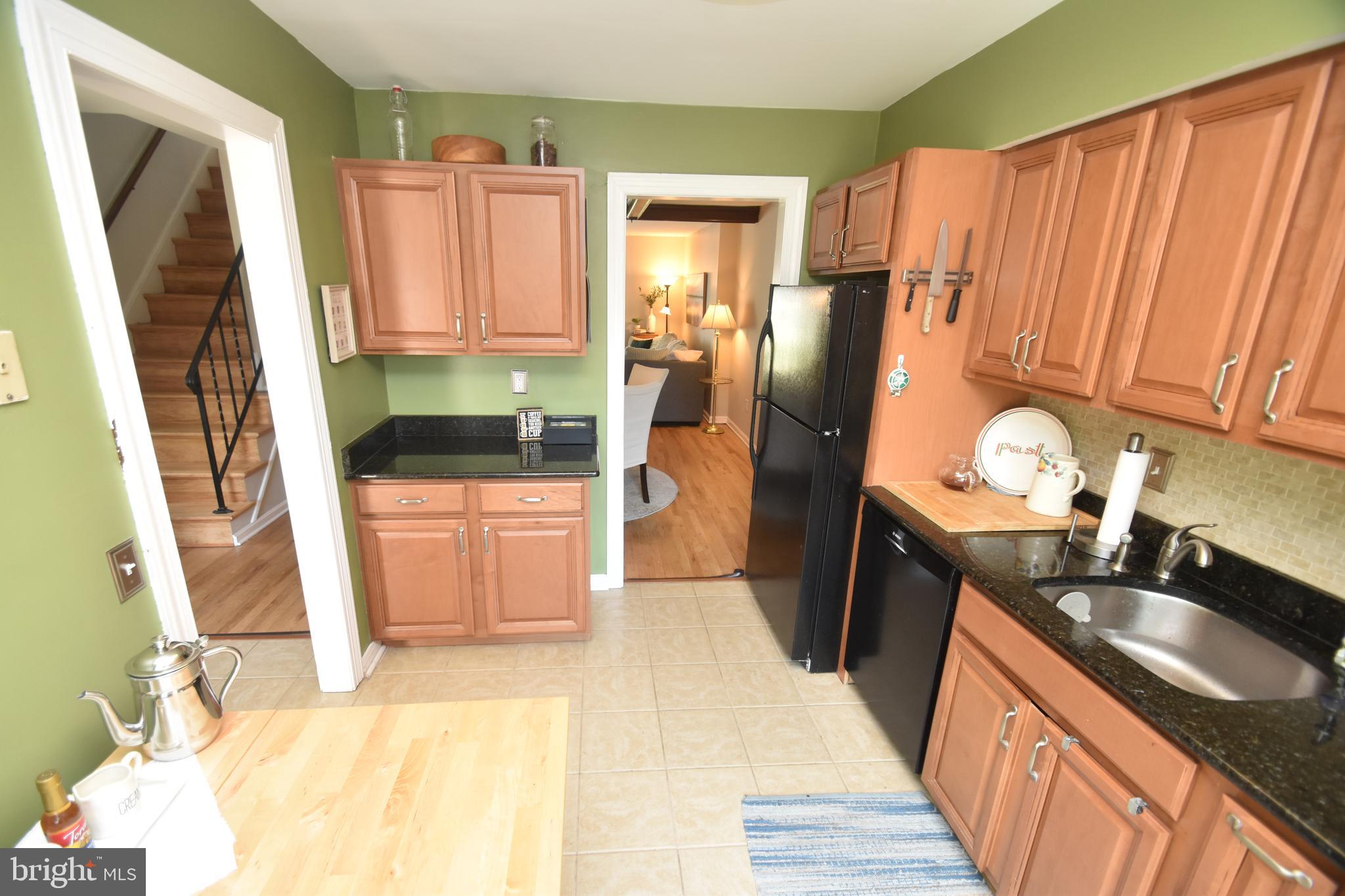 1 Dekalb Square, Unit D01 Newark, DE 19713 - Photo 17 of 43 Kitchen