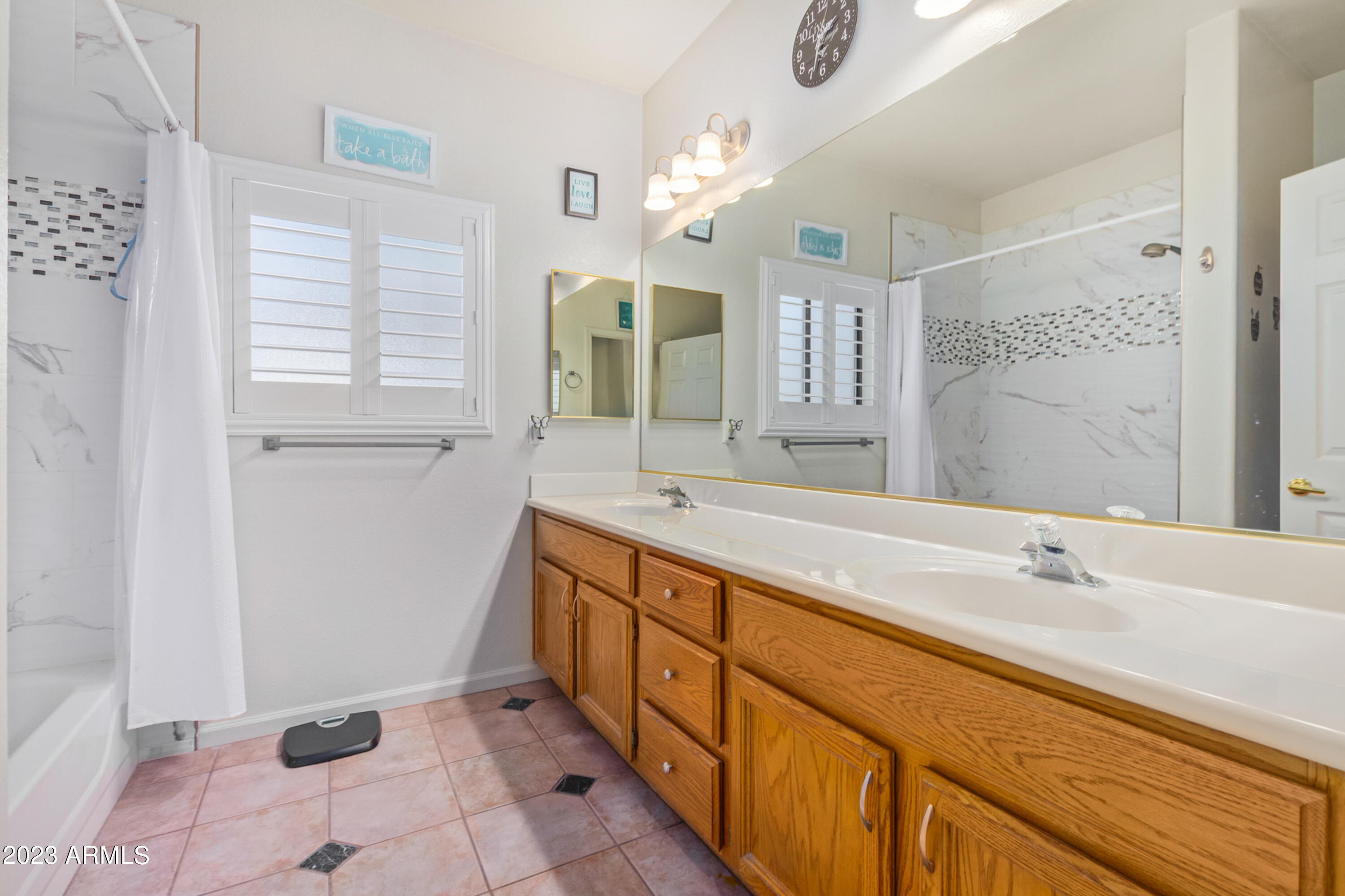 13148 West Granada Road Goodyear, AZ 85395 - Photo 23 of 56 24 - Granada