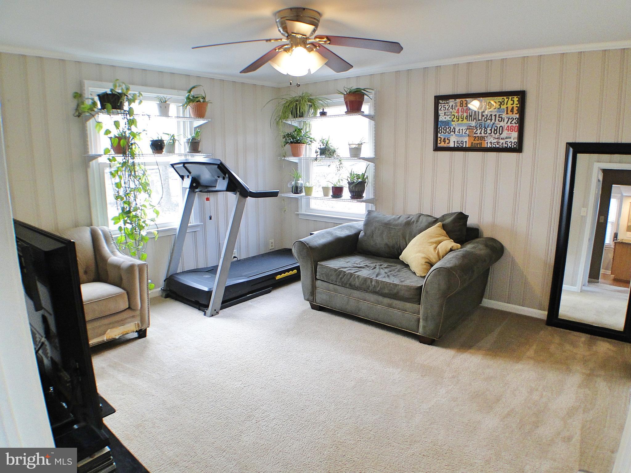 125 Beechwood Road Newtown Square, PA 19073 - Photo 8 of 34 125 Beechwood Rd, Newtown Square Office/BR4