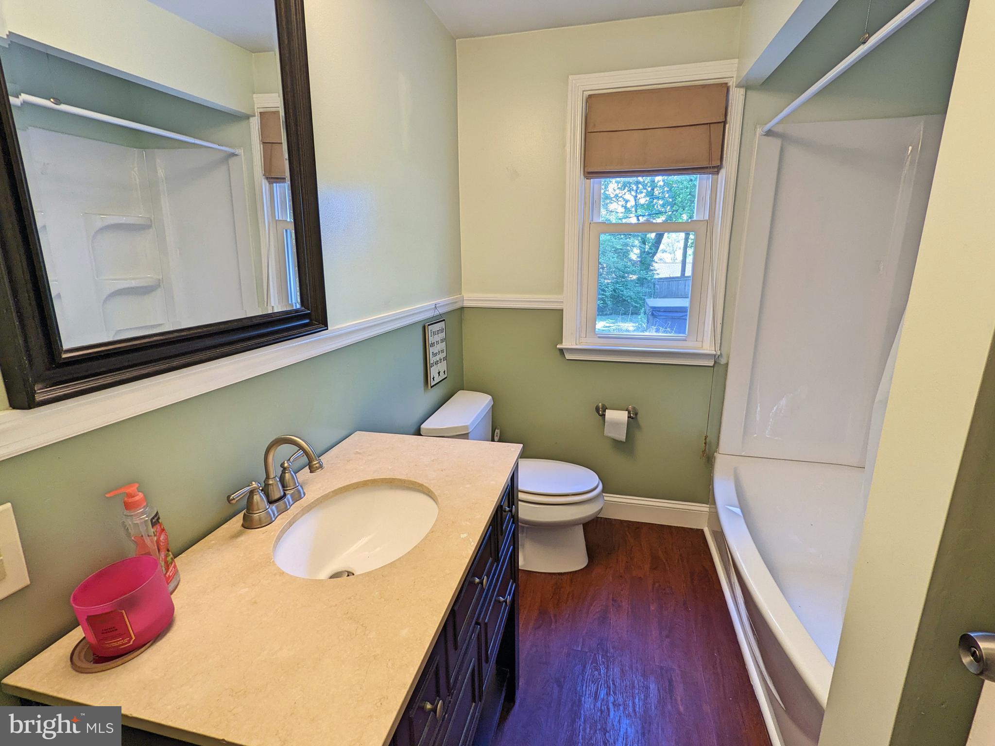 125 Beechwood Road Newtown Square, PA 19073 - Photo 9 of 34 125 Beechwood Rd, Newtown Square 1st Fl Full Bath