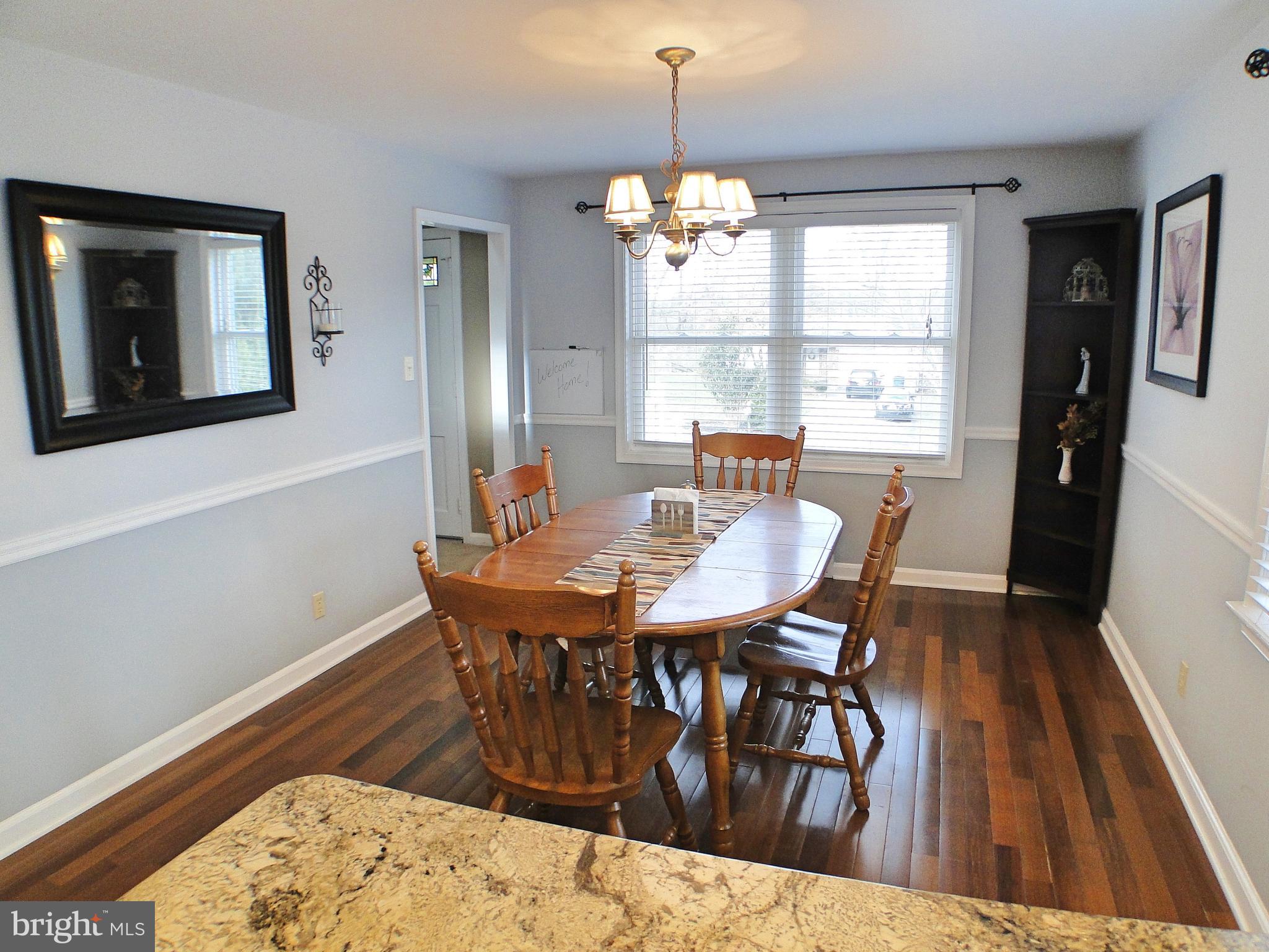 125 Beechwood Road Newtown Square, PA 19073 - Photo 10 of 34 125 Beechwood Rd, Newtown Square DiningRm